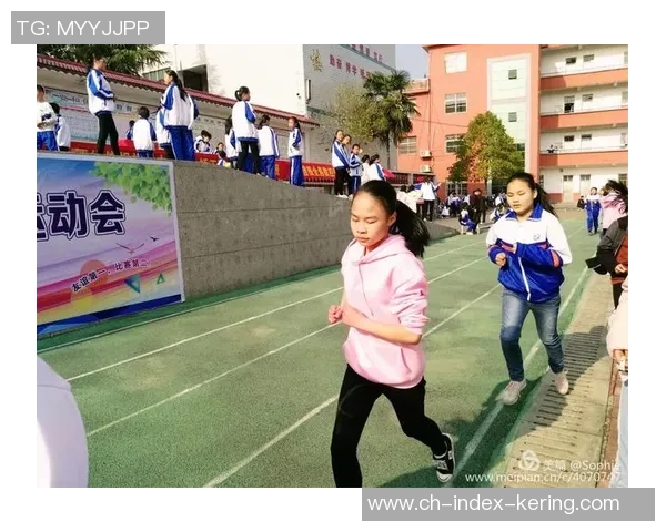 我的特长踢足球让我在球场上展现自我与团队精神的成长之路